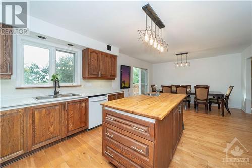 4104 Brinston Road, Brinston, ON - Indoor Photo Showing Kitchen With Double Sink