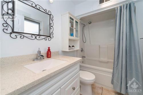 4104 Brinston Road, Brinston, ON - Indoor Photo Showing Bathroom