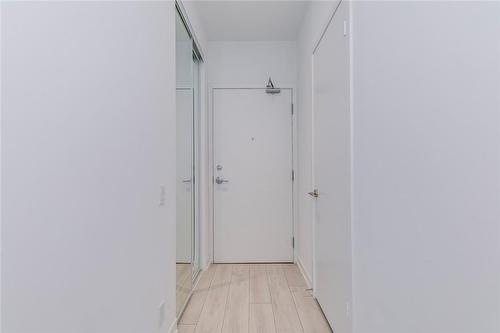 898 Portage Parkway|Unit #1205, Vaughan, ON - Indoor Photo Showing Other Room