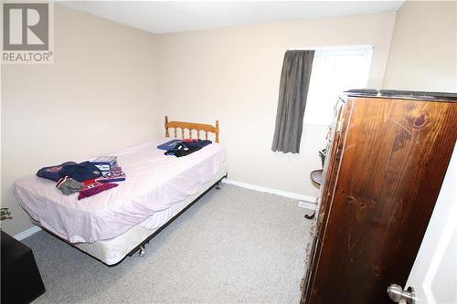 318 Julien Street, Pembroke, ON - Indoor Photo Showing Bedroom