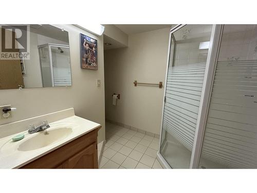 4894 Kemmi Crescent, 108 Mile Ranch, BC - Indoor Photo Showing Bathroom