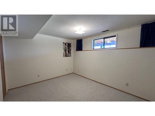 4894 Kemmi Crescent, 108 Mile Ranch, BC - Indoor Photo Showing Other Room