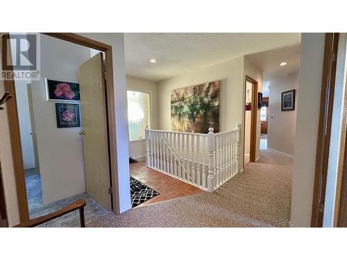 4894 Kemmi Crescent, 108 Mile Ranch, BC - Indoor Photo Showing Other Room