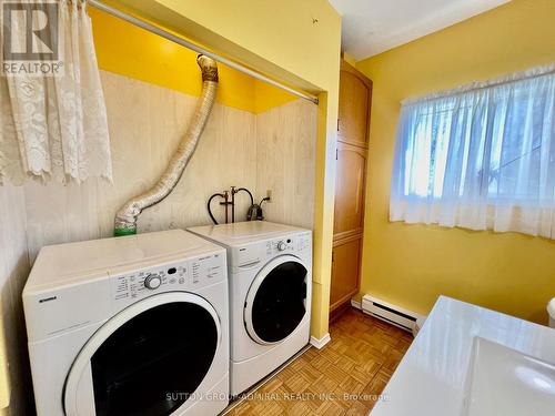 1875 3Rd Ave E, Owen Sound, ON - Indoor Photo Showing Laundry Room