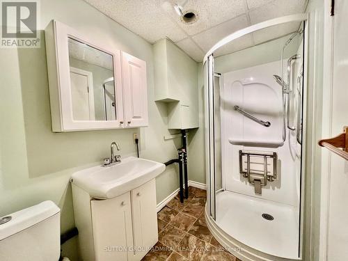 1875 3Rd Ave E, Owen Sound, ON - Indoor Photo Showing Bathroom