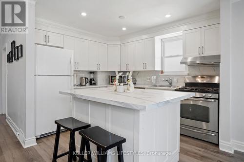 33 Wilson Ave S, Chatham-Kent, ON - Indoor Photo Showing Kitchen