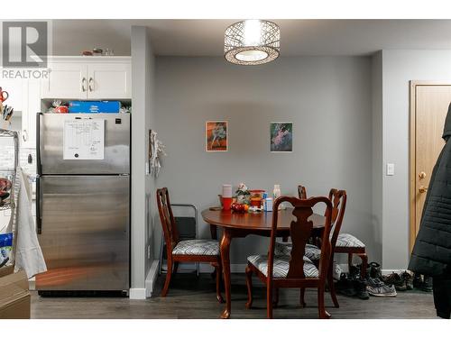 3180 De Montreuil Court Unit# 405, Kelowna, BC - Indoor Photo Showing Dining Room