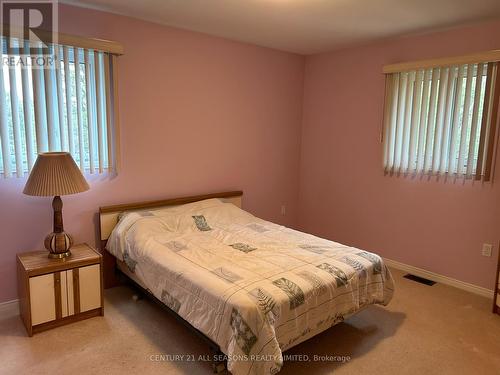 63 New Carlow Rd, Carlow/Mayo, ON - Indoor Photo Showing Bedroom
