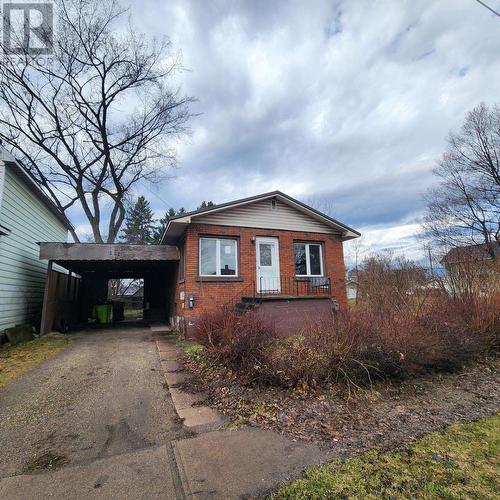 111 Letcher St, Sault Ste Marie, ON - Outdoor