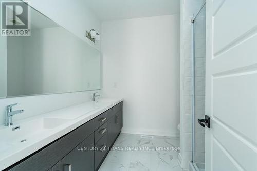 27 William Nador Street, Kitchener, ON - Indoor Photo Showing Bathroom