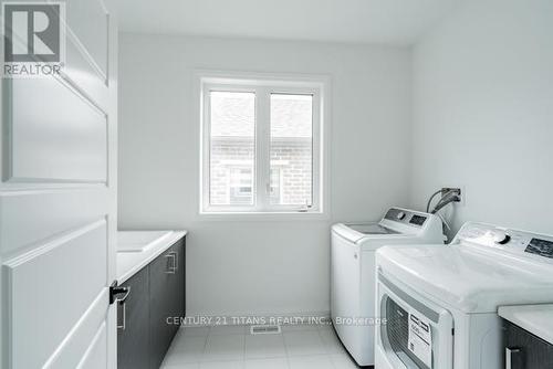 27 William Nador St, Kitchener, ON - Indoor Photo Showing Laundry Room