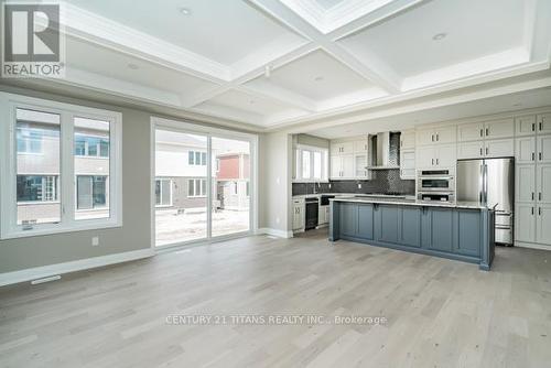 27 William Nador St, Kitchener, ON - Indoor Photo Showing Kitchen With Upgraded Kitchen
