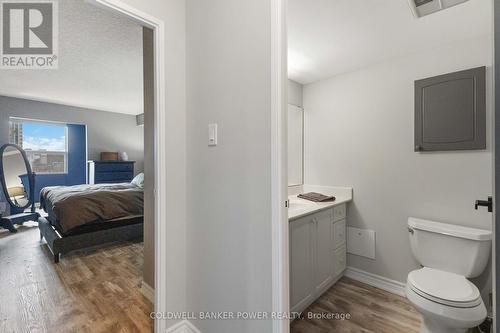604 - 389 Dundas Street, London, ON - Indoor Photo Showing Bathroom