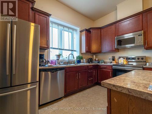 65 6Th Ave, Englehart, ON - Indoor Photo Showing Kitchen