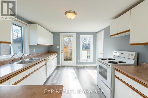155 Neva Road, Fort Erie, ON - Indoor Photo Showing Kitchen With Double Sink