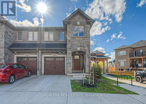 535 Hollybrook Cres, Kitchener, ON - Outdoor With Facade