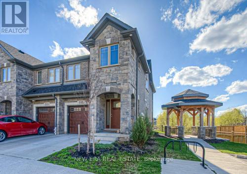535 Hollybrook Cres, Kitchener, ON - Outdoor With Facade