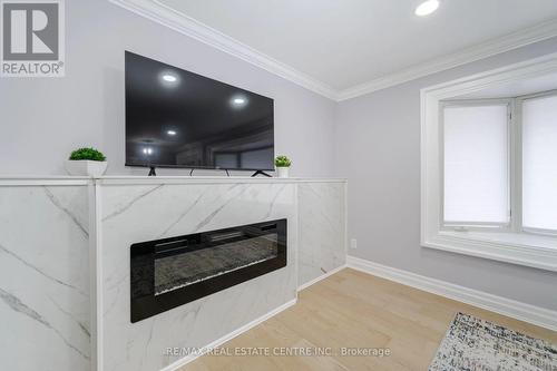 678 Mohawk Rd, Hamilton, ON - Indoor Photo Showing Living Room With Fireplace