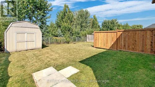 60 Country Lane, Barrie, ON - Outdoor