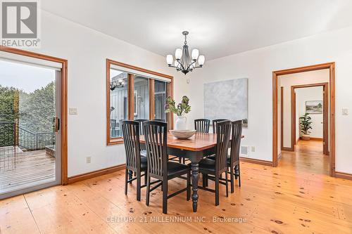 26 Trails End, Collingwood, ON - Indoor Photo Showing Dining Room