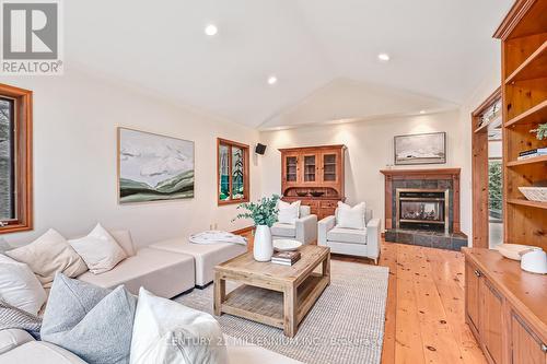 26 Trails End, Collingwood, ON - Indoor Photo Showing Living Room With Fireplace