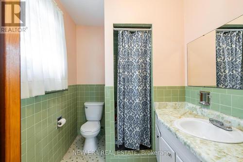 1359 Myron Drive, Mississauga, ON - Indoor Photo Showing Bathroom
