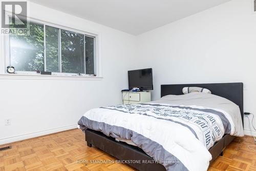 28 Bobwhite Cres, Toronto, ON - Indoor Photo Showing Bedroom
