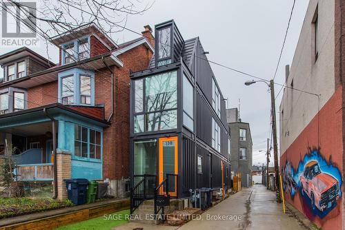 138 St Clarens Ave, Toronto, ON - Outdoor