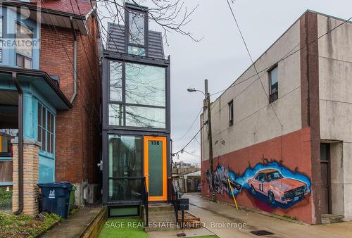138 St Clarens Ave, Toronto, ON - Outdoor