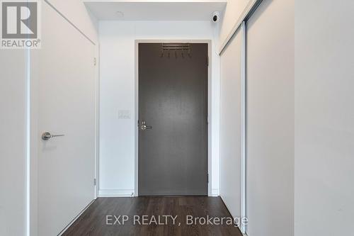 #402 -36 Forest Manor Rd, Toronto, ON - Indoor Photo Showing Other Room