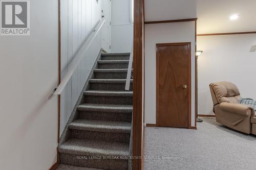 1360 Fisher Ave, Burlington, ON - Indoor Photo Showing Other Room