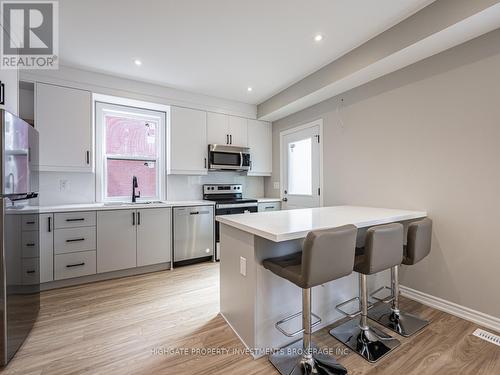 #Upper -343 Arthur St, Oshawa, ON - Indoor Photo Showing Kitchen With Stainless Steel Kitchen With Upgraded Kitchen