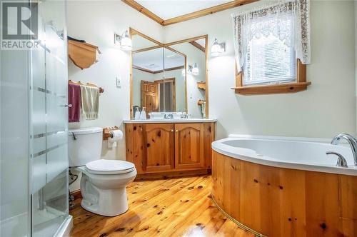 271 Three Island Pond Road, Paradise, NL - Indoor Photo Showing Bathroom