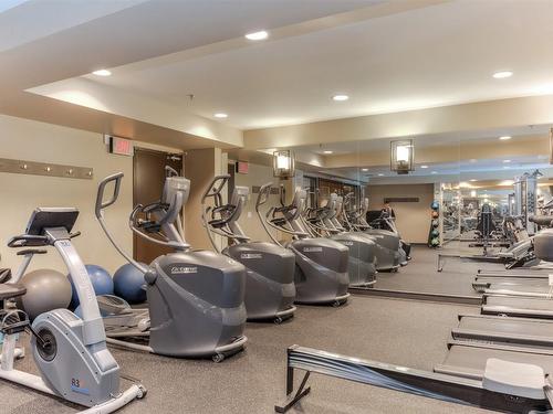 209-1093 Sunset Drive, Kelowna, BC - Indoor Photo Showing Gym Room