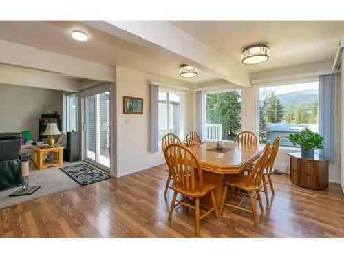 5800 97B Highway, Salmon Arm, BC - Indoor Photo Showing Dining Room