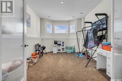 850 4Th Street S, Martensville, SK - Indoor Photo Showing Other Room