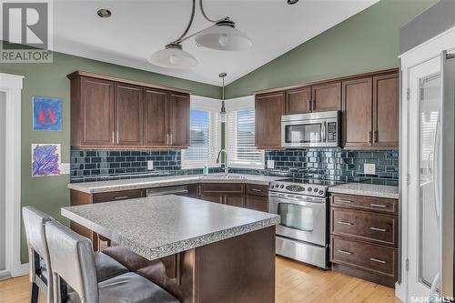 850 4Th Street S, Martensville, SK - Indoor Photo Showing Kitchen With Stainless Steel Kitchen
