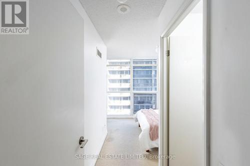 #1308 -25 Carlton St, Toronto, ON - Indoor Photo Showing Other Room