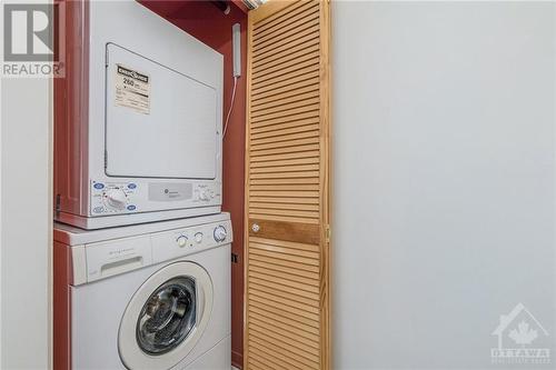 In suite laundry - 37 Robinson Avenue Unit#D, Ottawa, ON - Indoor Photo Showing Laundry Room