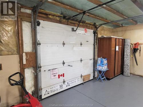 37 Taylor Avenue, Chatham, ON - Indoor Photo Showing Garage