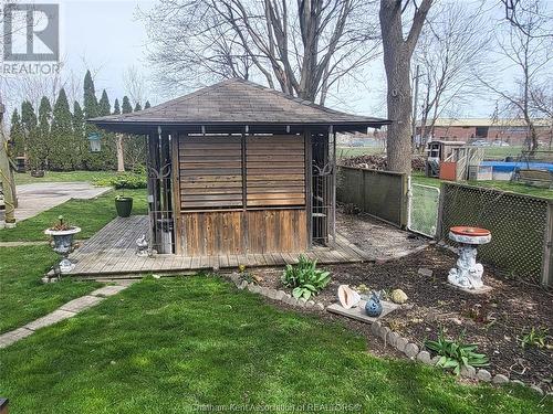 37 Taylor Avenue, Chatham, ON - Outdoor