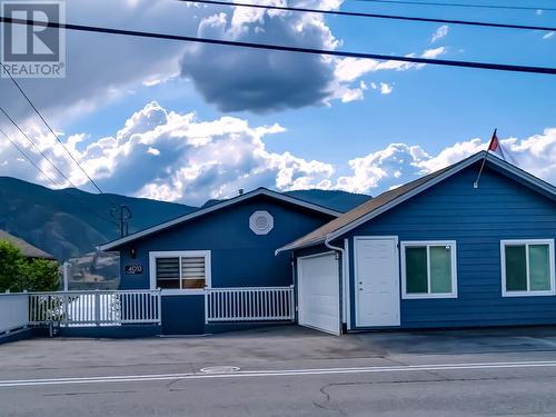 4013 Lakeside Road, Penticton, BC - Outdoor