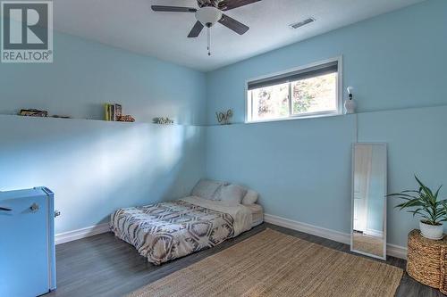 1885 Grandview Avenue, Lumby, BC - Indoor Photo Showing Other Room