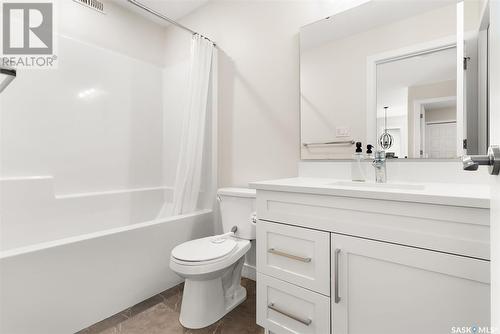 114 Vestor Drive, Pilot Butte, SK - Indoor Photo Showing Bathroom