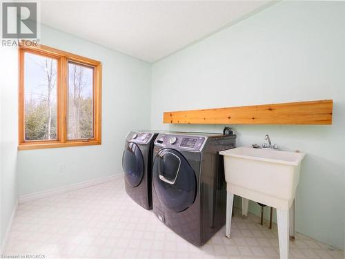 13 Belrose Road, Northern Bruce Peninsula, ON - Indoor Photo Showing Laundry Room