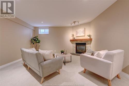 423 Sand Point Court, Windsor, ON - Indoor With Fireplace