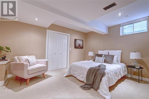 423 Sand Point Court, Windsor, ON - Indoor Photo Showing Bedroom