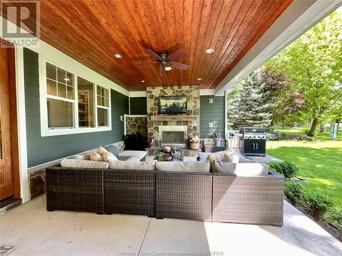 333 Crystal Bay Drive, Amherstburg, ON - Outdoor With Exterior