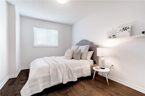 9 Hampton Brook Way|Unit #3, Mount Hope, ON - Indoor Photo Showing Bedroom