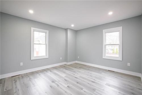 5197 Second Avenue, Niagara Falls, ON - Indoor Photo Showing Other Room